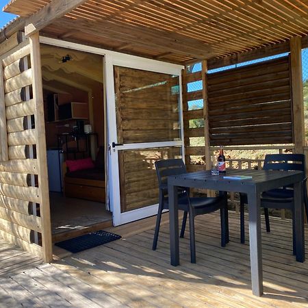 Camping Les Amandiers Castelnau-de-Guers Luaran gambar
